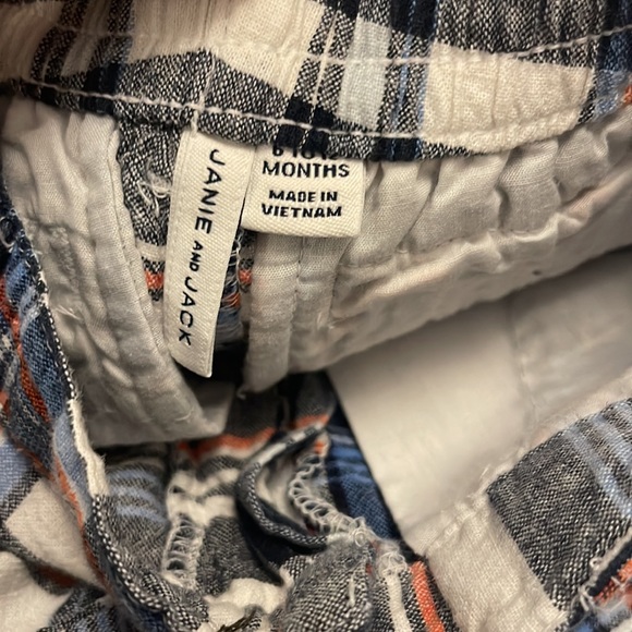 Janie and Jack Plaid Shorts - Picture 2 of 3